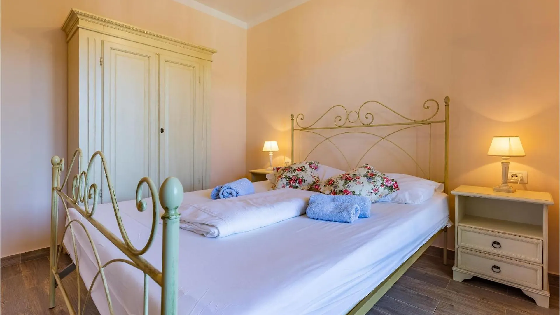 Cozy Apartment In Pula With Wifi