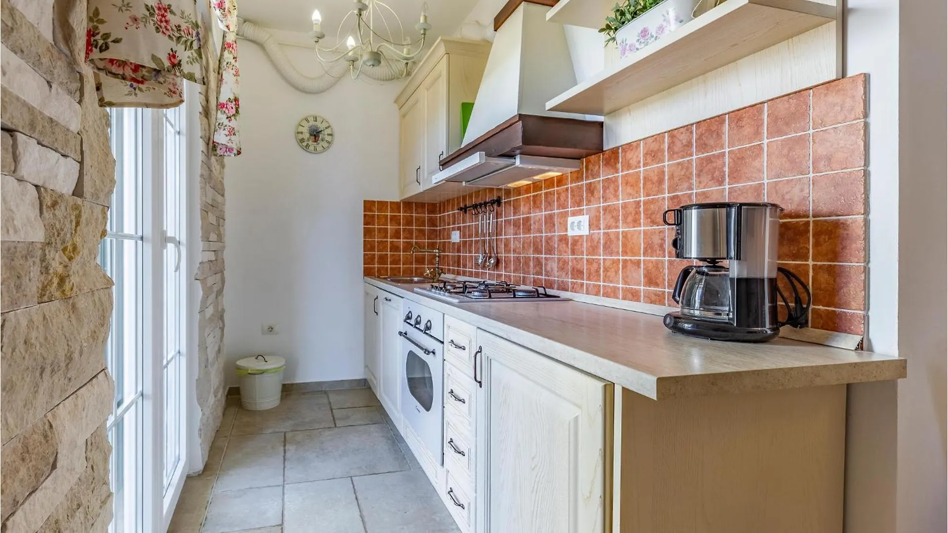 Cozy Apartment In Pula With Wifi Horvátország