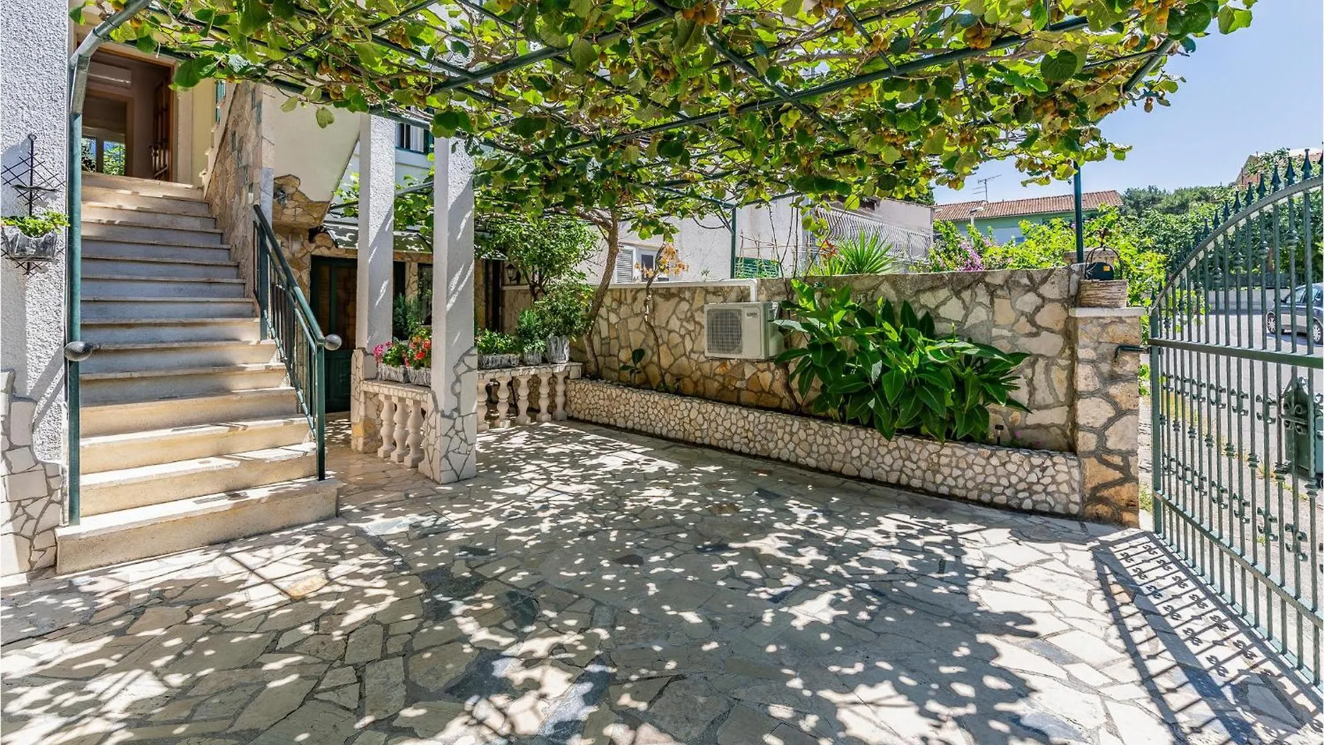 Cozy Apartment In Pula With Wifi Horvátország
